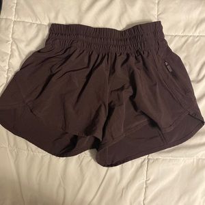 Lululemon Tracker Short “4
